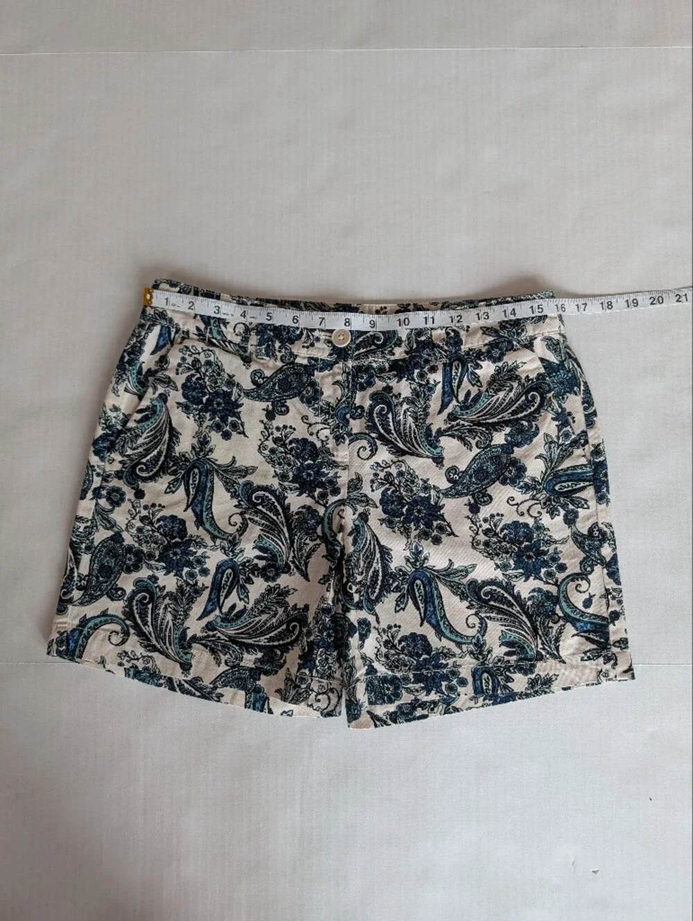 Ann Taylor Loft Original Fit Paisley Chino Shorts 2 Cream Off White Blue Pockets